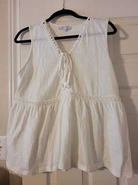 White Sleeveless Tie Front Peplum Top